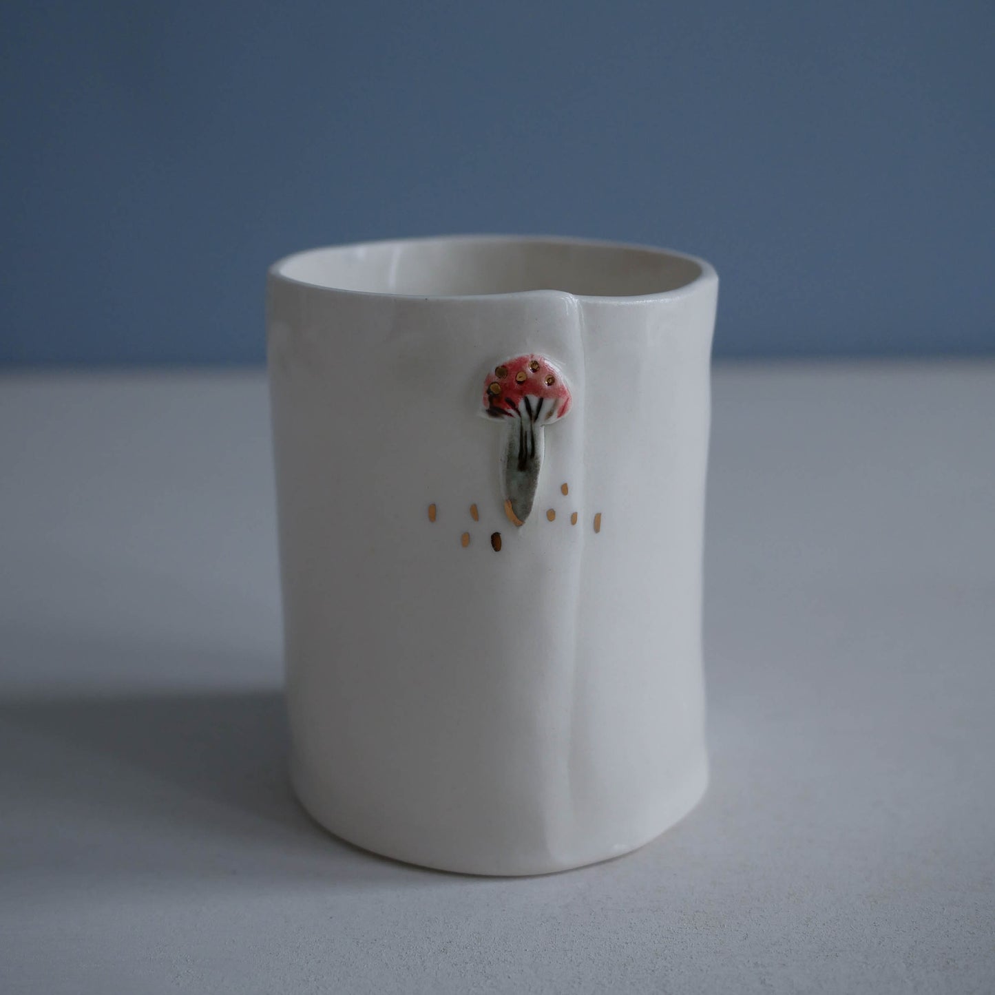 Cup * Hand to Mushroom