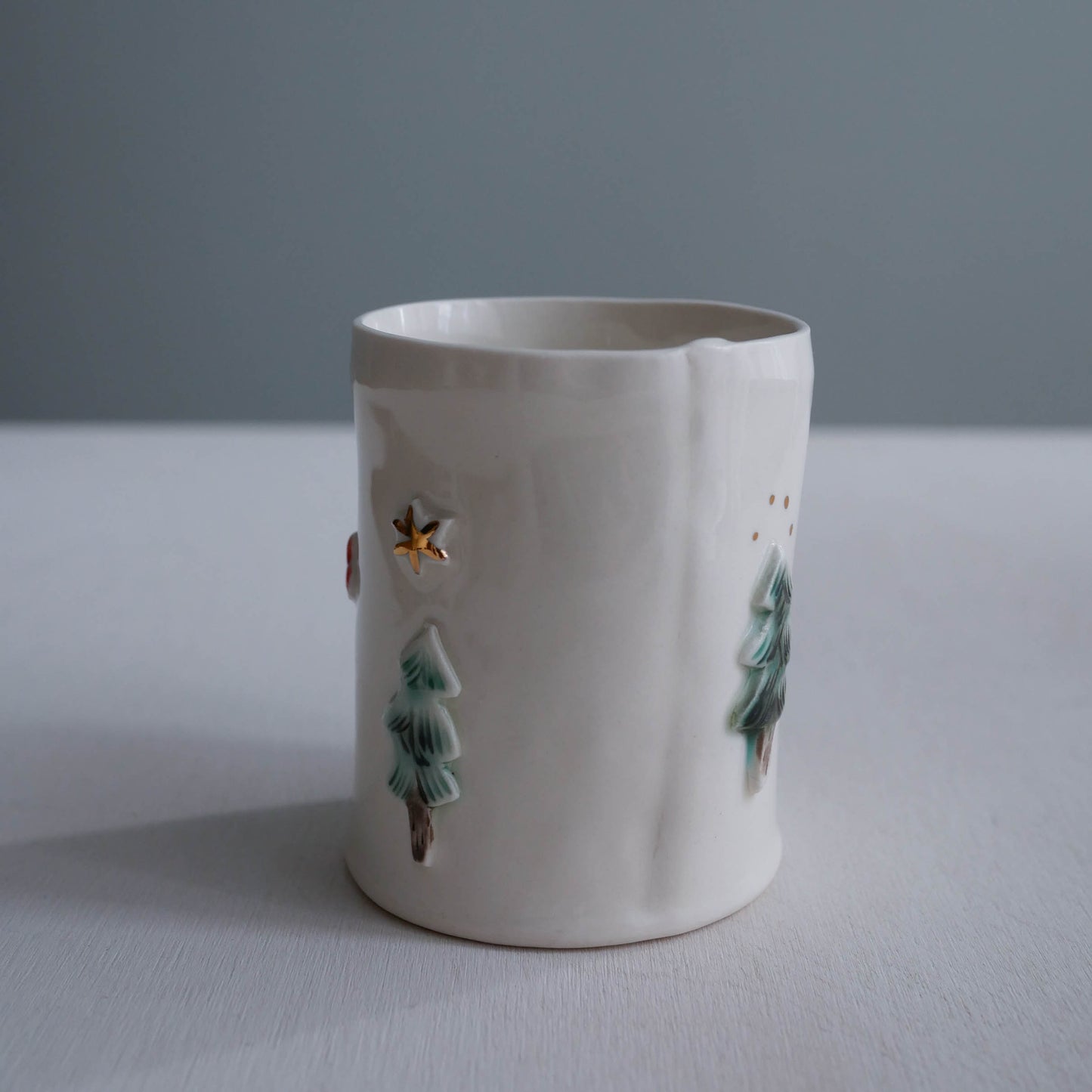 Cup * Cabin with heart (top cup)