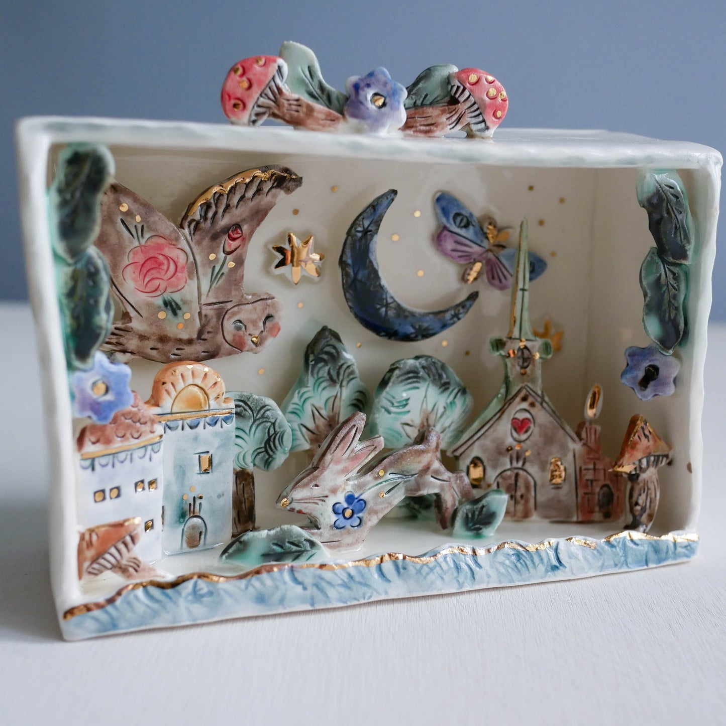 Wall Box * Quebec Village ( Owl & Rabbit)