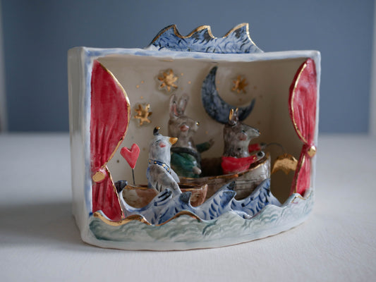 Animals on stage * Bird, Rabbit & Wolf embark on an adventure